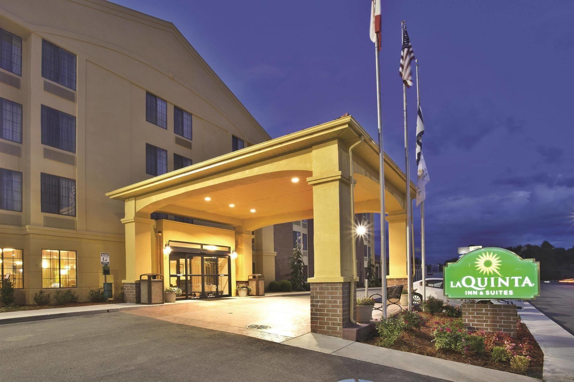 La Quinta Inn & Suites - New River Gorge National Park Summersville Exterior foto
